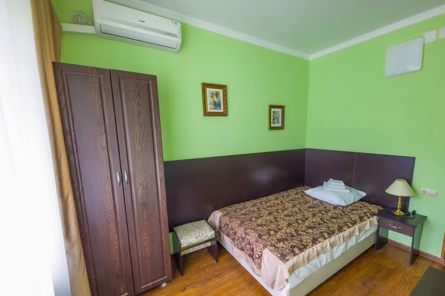 Номер «1-местный 1-комнатный» 1 категории в корпусе 4 в санатории «Димитрова» в Кисловодске - фотография