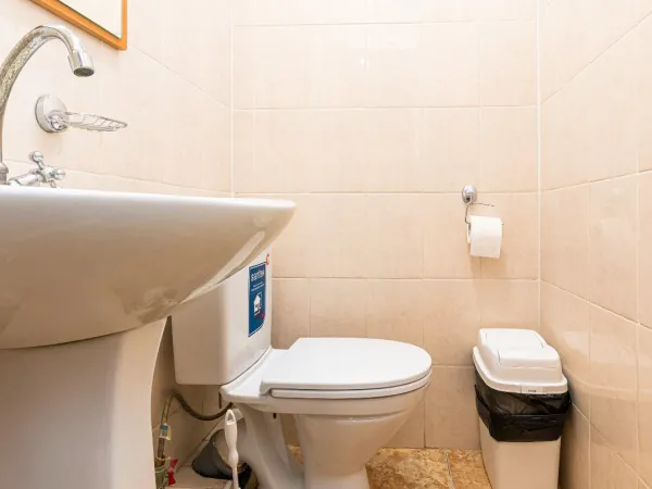 Номер 2-местный 2-комнатный 3 категории в 3 корпусе санатория «им.Димитрова» в г. Кисловодске - фотография