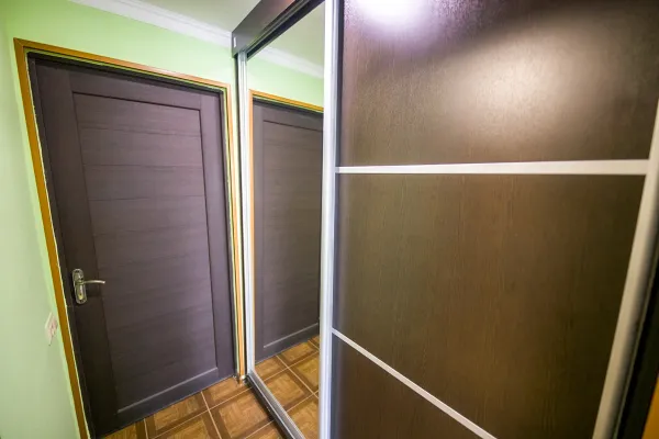 Номер «2-местный 2-комнатный» 1 категории в корпусе 2 в санатории «Димитрова» в Кисловодске - фотография