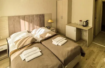 Номер «Комфорт» 2-местный 1-комнатный 1 категории в 4 корпусе санатория «им.Димитрова» в г. Кисловодске - фотография